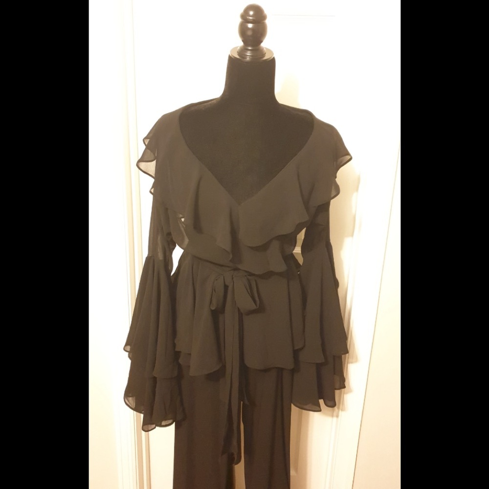 EUC! Norma Kamali Black pants suit with ruffles